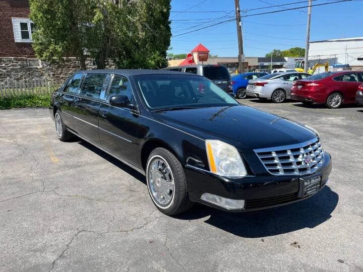 2011 Cadillac DTS - Image 2 of 20