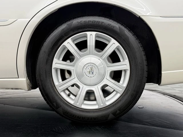 2011 Cadillac DTS - Image 12 of 12