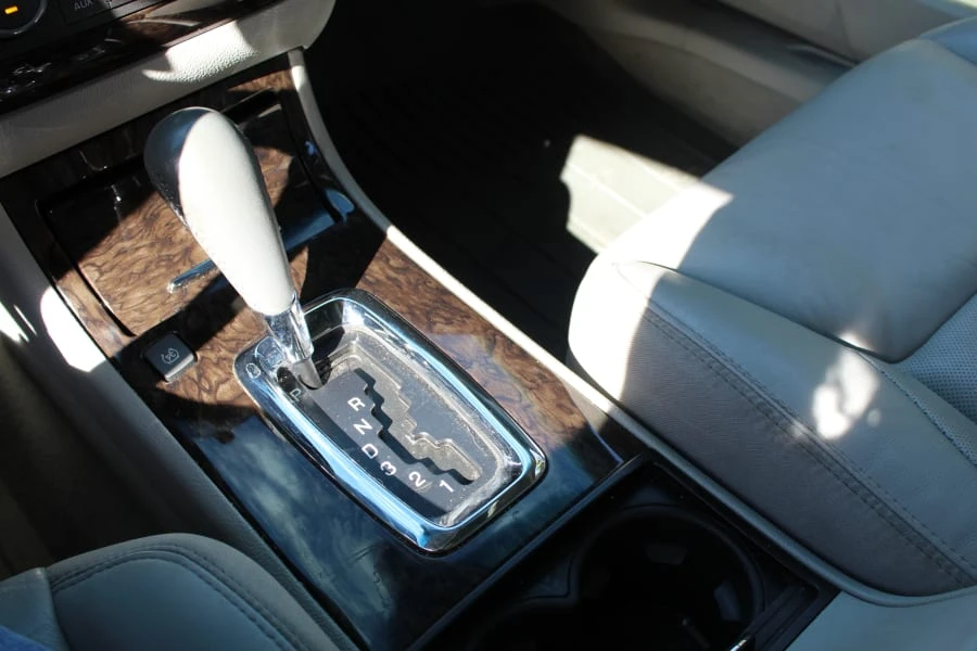 2011 Cadillac DTS - Image 10 of 20