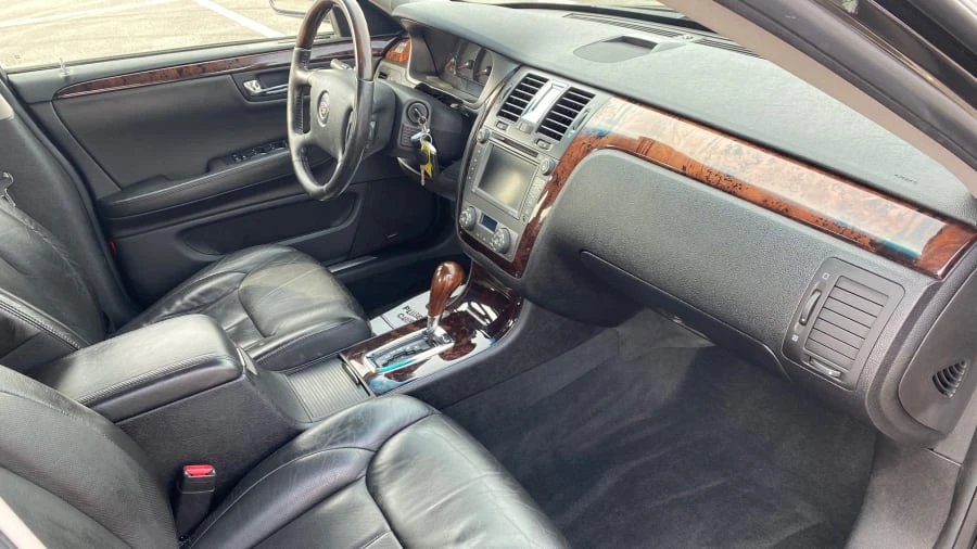 2011 Cadillac DTS - Image 7 of 16