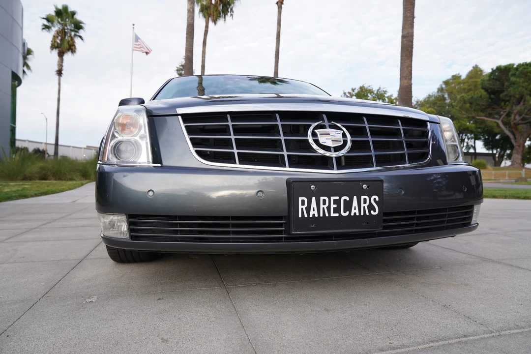 2011 Cadillac DTS - Image 7 of 31