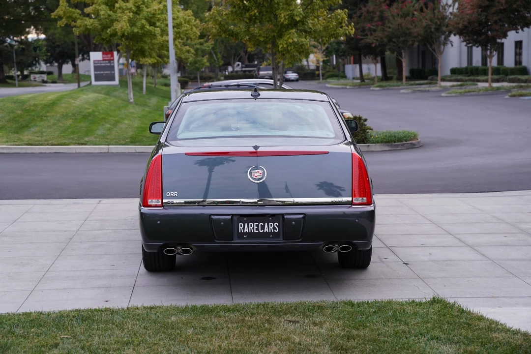 2011 Cadillac DTS - Image 14 of 31