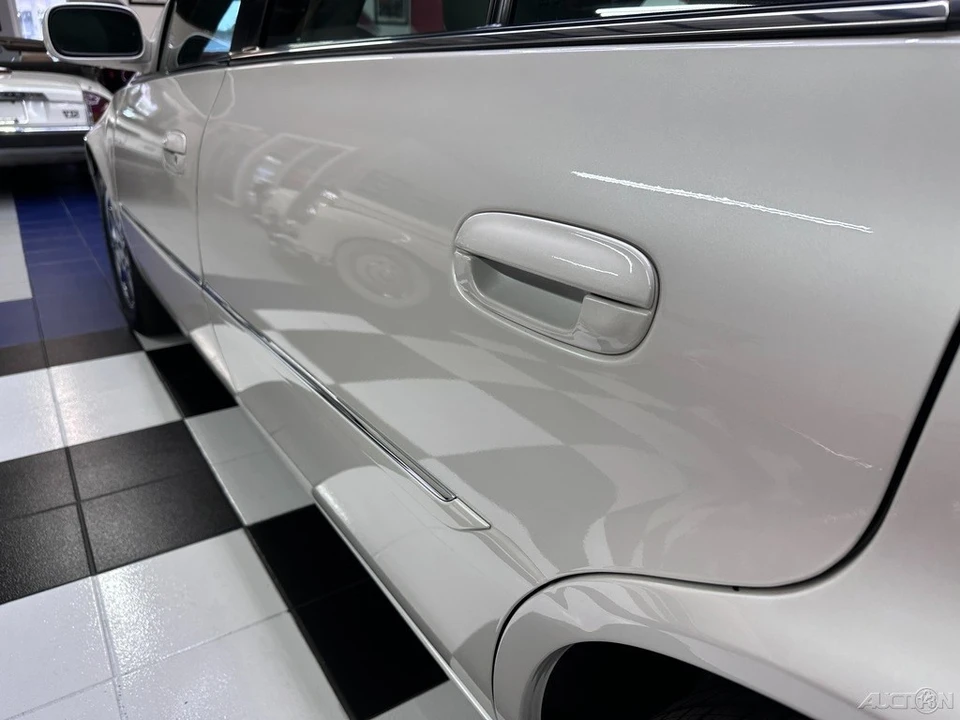 2011 Cadillac DTS - Image 13 of 21