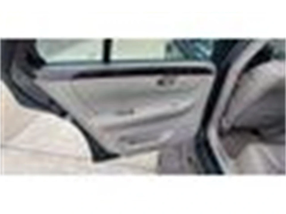 2011 Cadillac DTS - Image 20 of 21