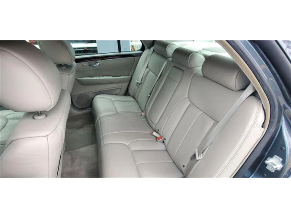 2011 Cadillac DTS - Image 16 of 21