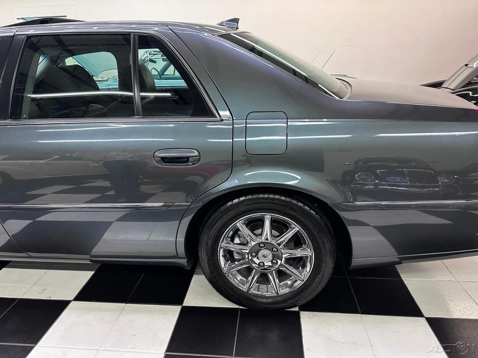 2011 Cadillac DTS - Image 14 of 21