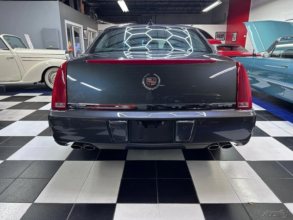 2011 Cadillac DTS - Image 21 of 21