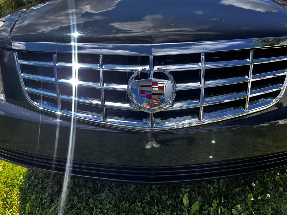 2011 Cadillac DTS - Image 20 of 31