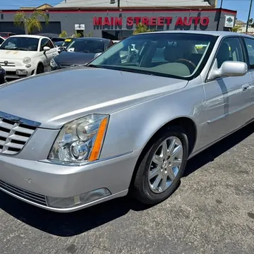 2011 Cadillac DTS Sedan 4D