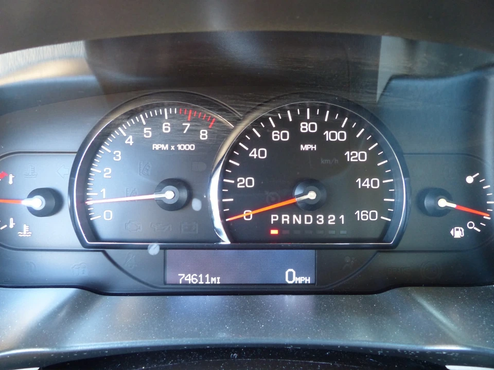 2011 Cadillac DTS - Image 11 of 21