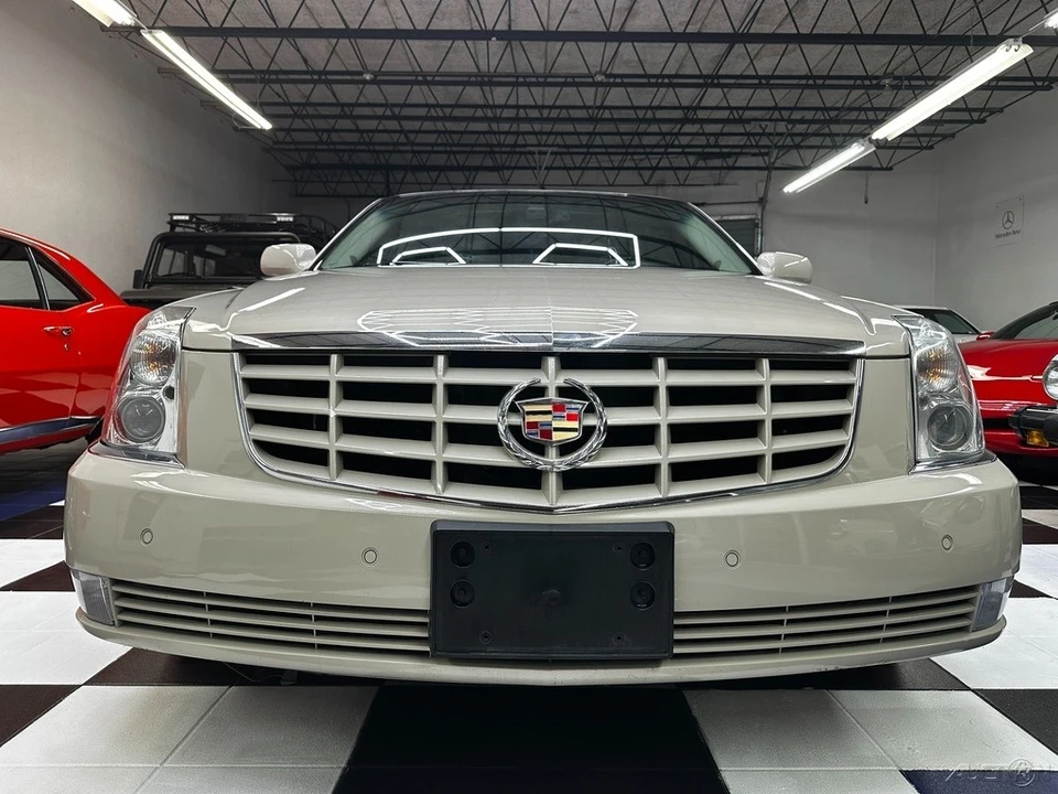 2011 Cadillac DTS - Image 6 of 21