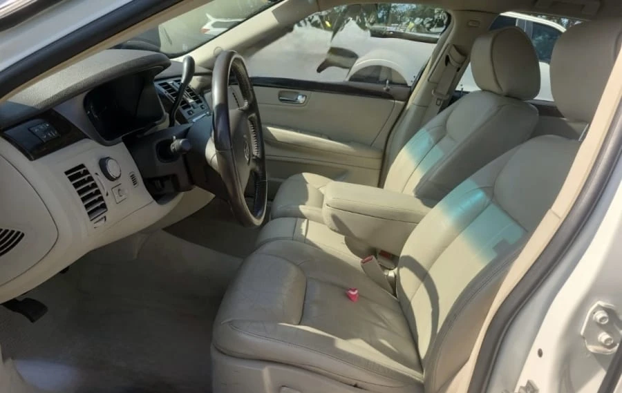 2011 Cadillac DTS - Image 7 of 13