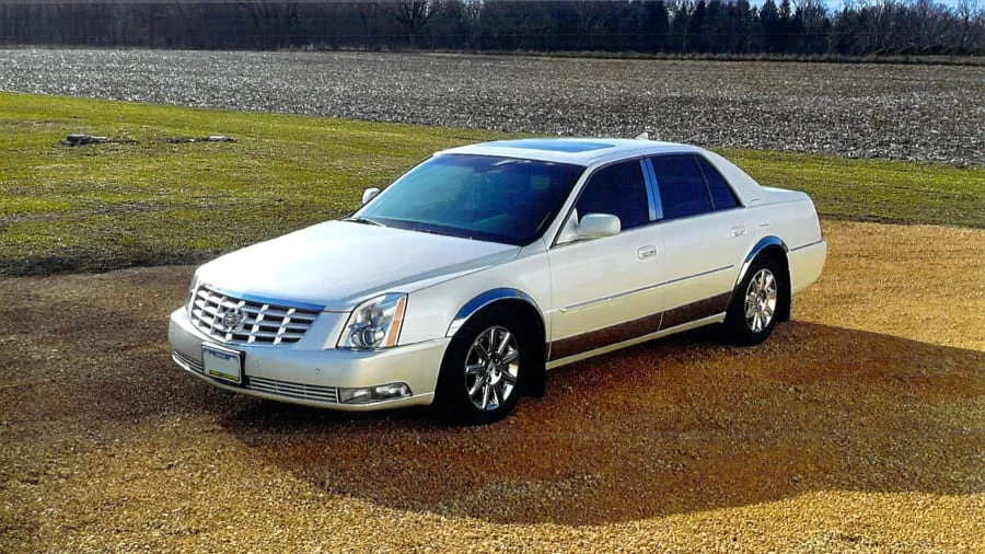 2011 Cadillac DTS - Image 3 of 9