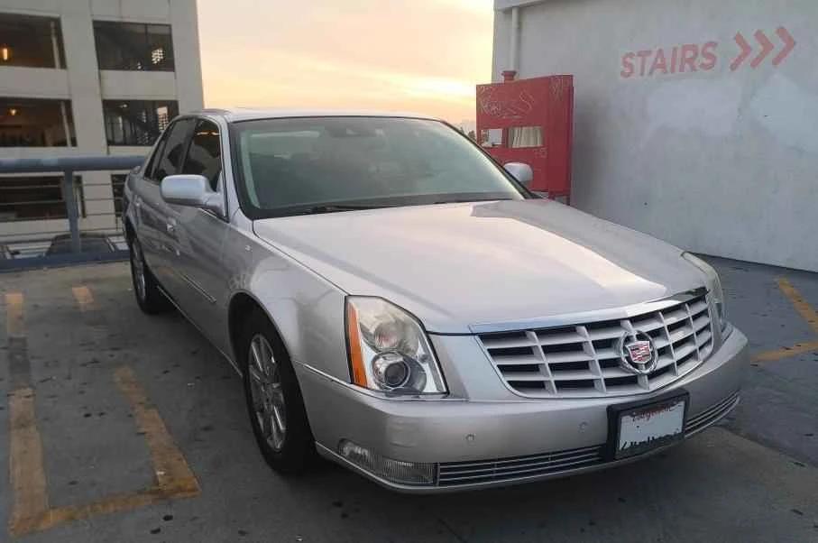 2011 Cadillac DTS - Image 4 of 14