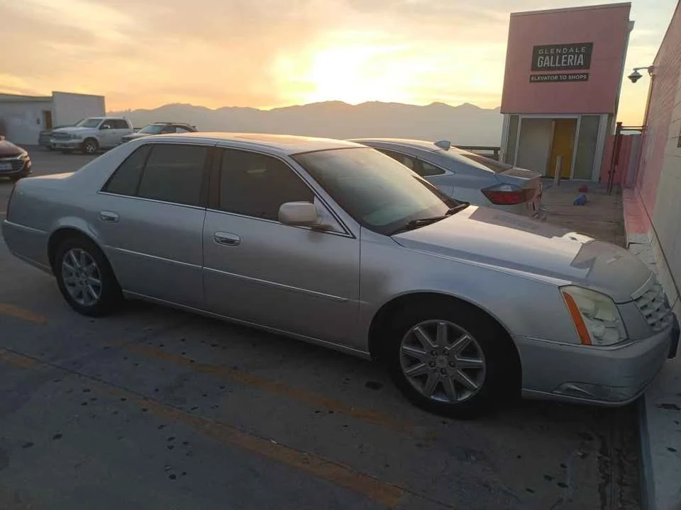 2011 Cadillac DTS - Image 3 of 14