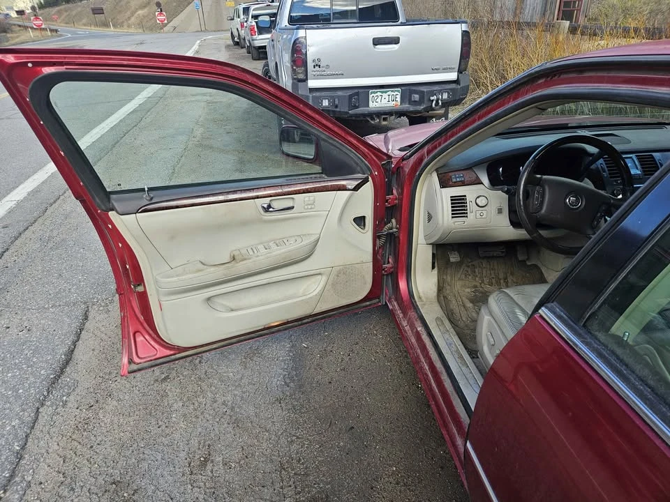 2011 Cadillac DTS - Image 6 of 10