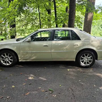 2011 Cadillac DTS Luxury Collection