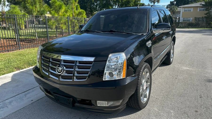 2011 Cadillac Escalade & EXT 3rd Gen - Image 5 of 8
