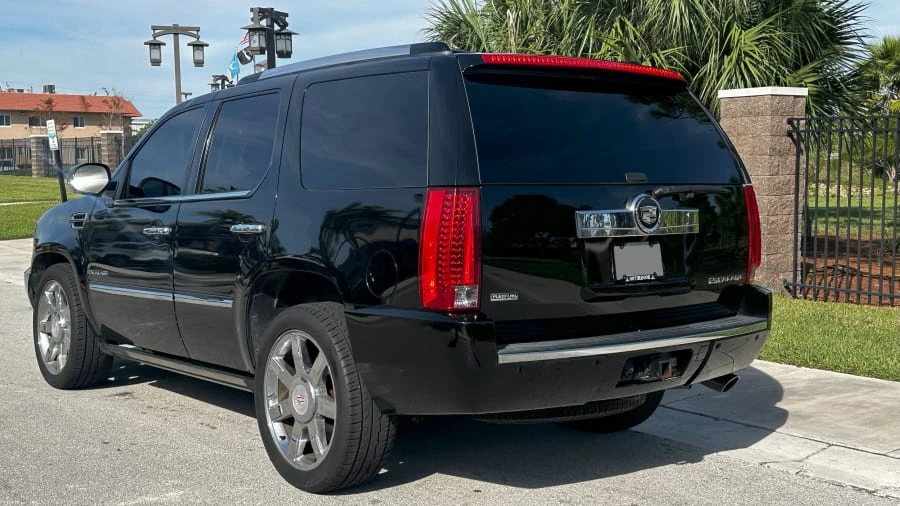 2011 Cadillac Escalade & EXT 3rd Gen - Image 6 of 8