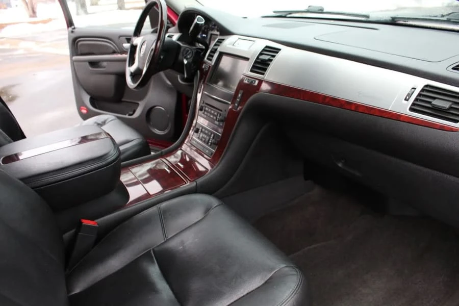 2011 Cadillac Escalade & EXT 3rd Gen - Image 8 of 8