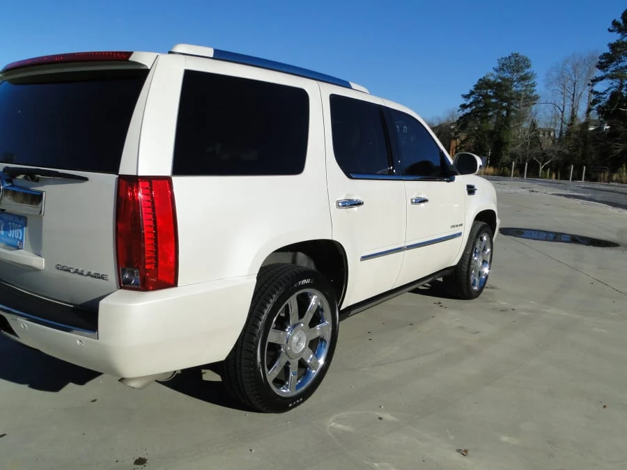 2011 Cadillac Escalade & EXT 3rd Gen - Image 4 of 6