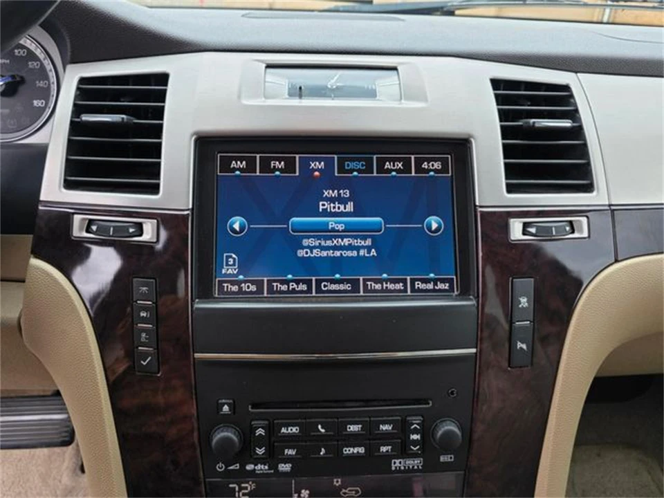 2011 Cadillac Escalade & EXT 3rd Gen - Image 20 of 31