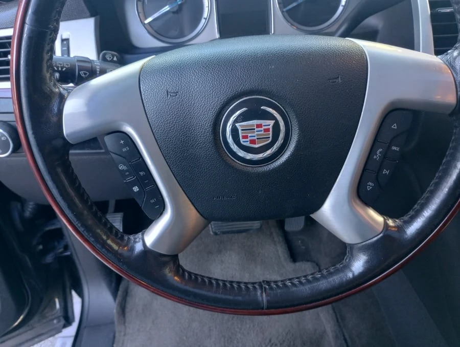 2011 Cadillac Escalade & EXT 3rd Gen - Image 15 of 20