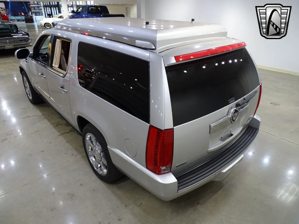 2011 Cadillac Escalade & EXT 3rd Gen - Image 5 of 12