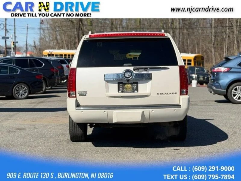 2011 Cadillac Escalade & EXT 3rd Gen - Image 5 of 12