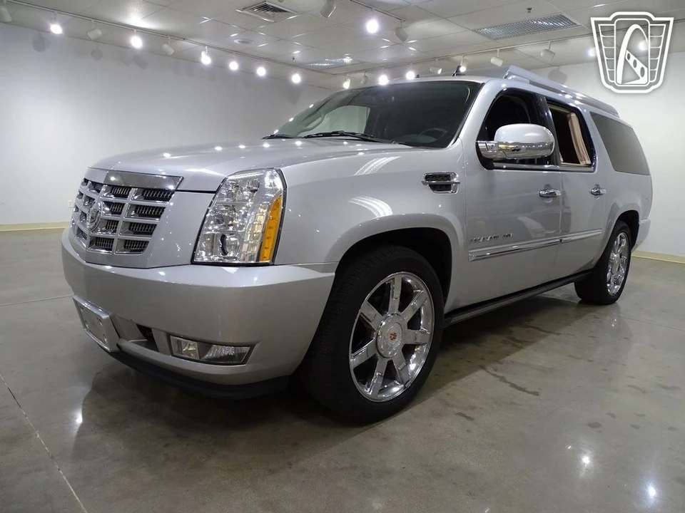 2011 Cadillac Escalade & EXT 3rd Gen - Image 7 of 21