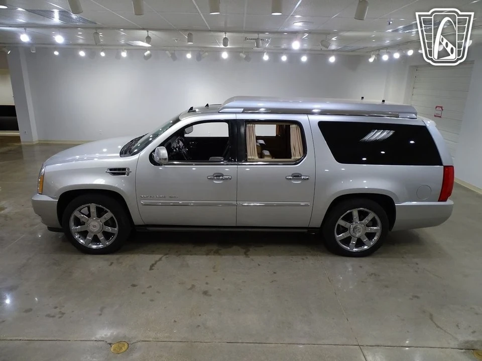 2011 Cadillac Escalade & EXT 3rd Gen - Image 9 of 21
