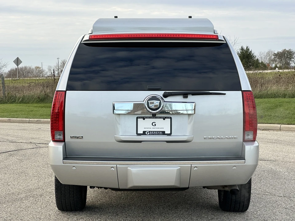 2011 Cadillac Escalade & EXT 3rd Gen - Image 11 of 31