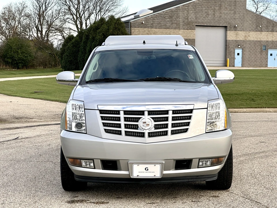 2011 Cadillac Escalade & EXT 3rd Gen - Image 14 of 31