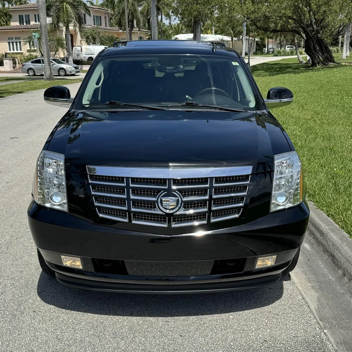 2011 Cadillac Escalade & EXT 3rd Gen - Image 4 of 12