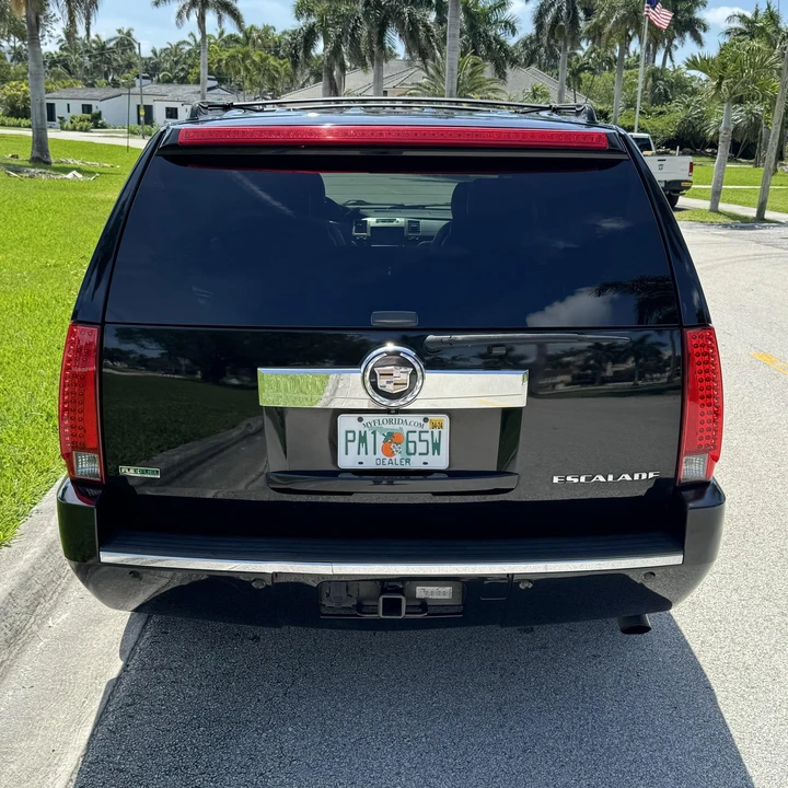 2011 Cadillac Escalade & EXT 3rd Gen - Image 10 of 12