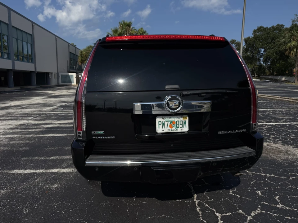 2011 Cadillac Escalade & EXT 3rd Gen - Image 19 of 31