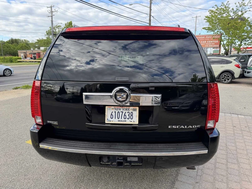 2011 Cadillac Escalade & EXT 3rd Gen - Image 16 of 25