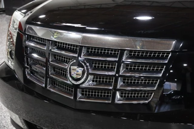 2011 Cadillac Escalade & EXT 3rd Gen - Image 14 of 21