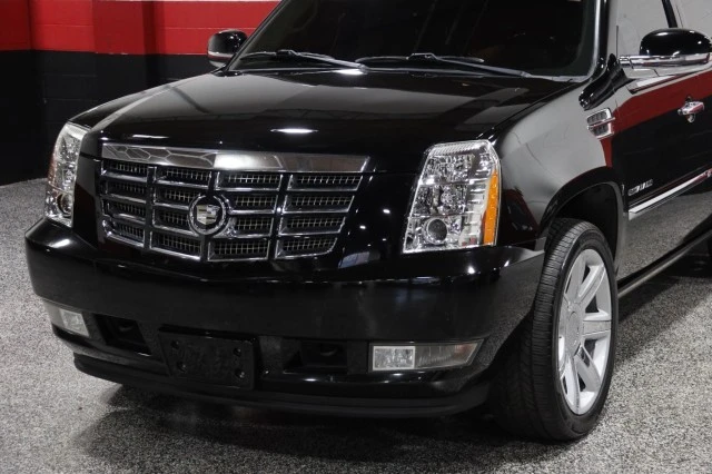 2011 Cadillac Escalade & EXT 3rd Gen - Image 13 of 21