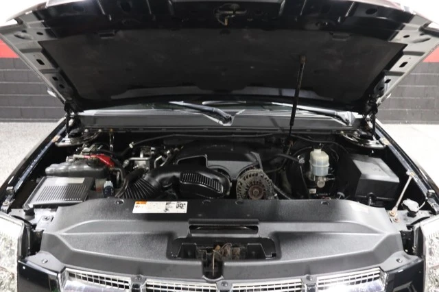 2011 Cadillac Escalade & EXT 3rd Gen - Image 16 of 21