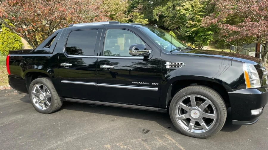 2011 Cadillac Escalade & EXT 3rd Gen - Image 6 of 23