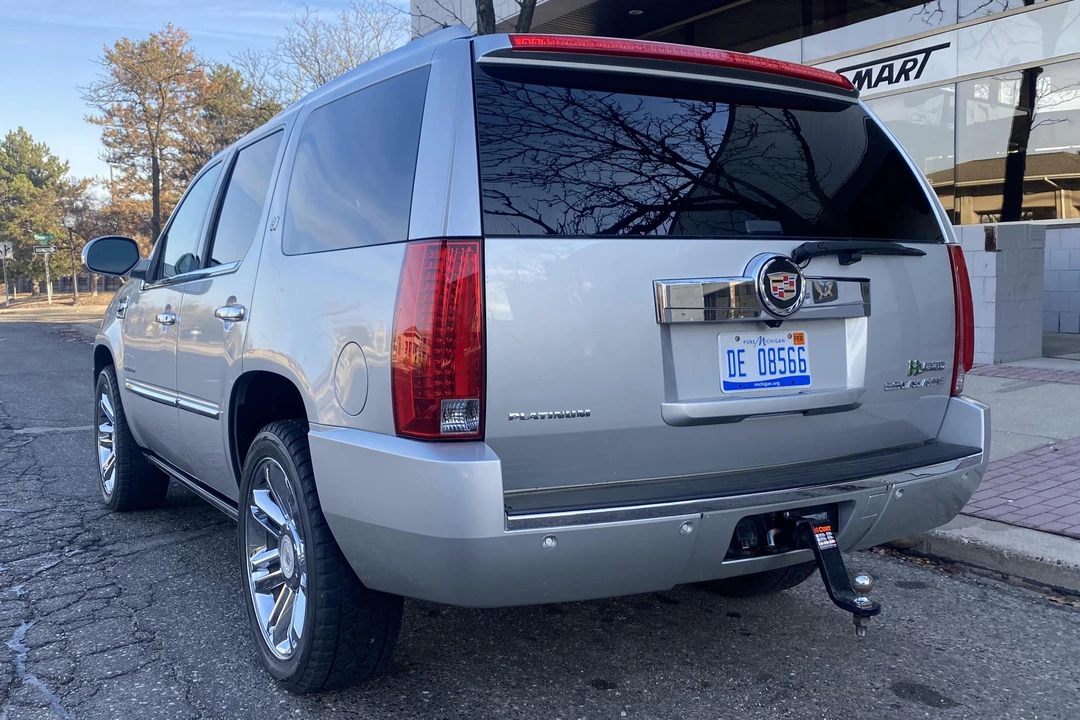2011 Cadillac Escalade & EXT 3rd Gen - Image 17 of 31