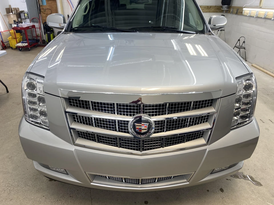 2011 Cadillac Escalade & EXT 3rd Gen - Image 7 of 31