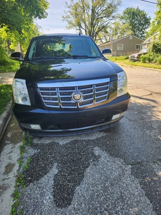 2011 Cadillac Escalade & EXT 3rd Gen - Image 7 of 9