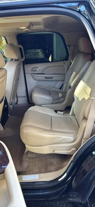 2011 Cadillac Escalade & EXT 2nd Gen - Image 6 of 10