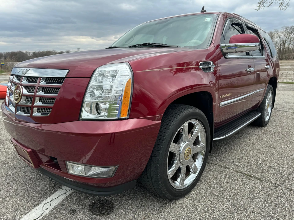 2011 Cadillac Escalade & EXT 3rd Gen - Image 7 of 31