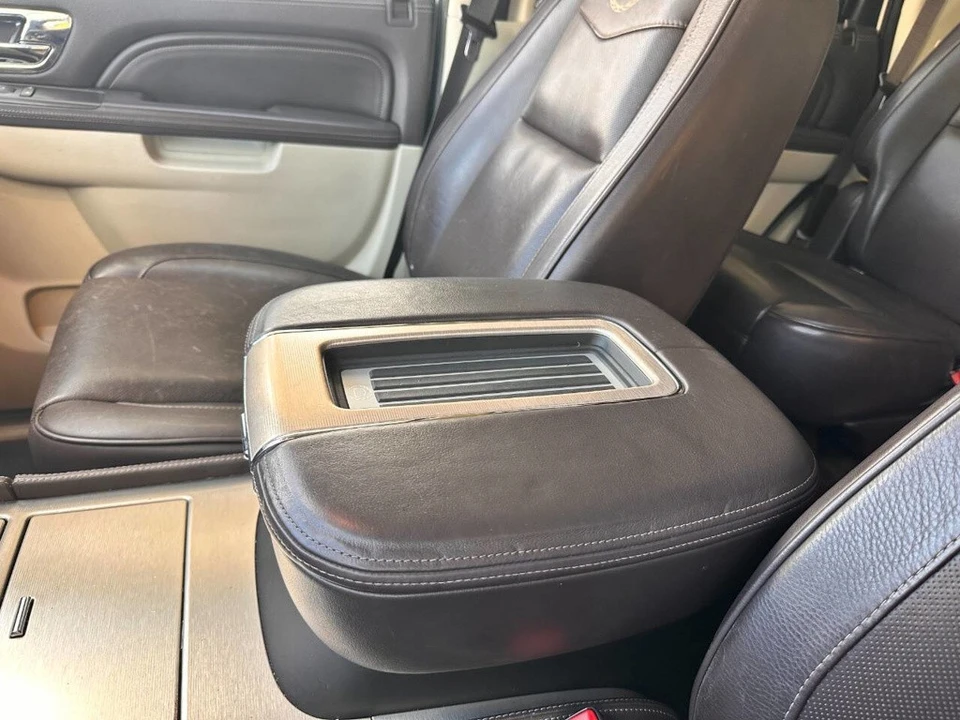 2011 Cadillac Escalade & EXT 3rd Gen - Image 20 of 21