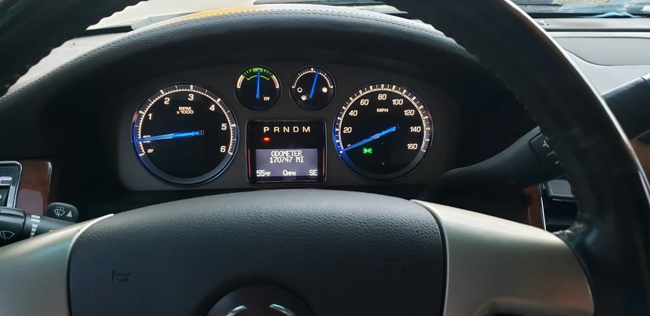 2011 Cadillac Escalade & EXT 3rd Gen - Image 13 of 18