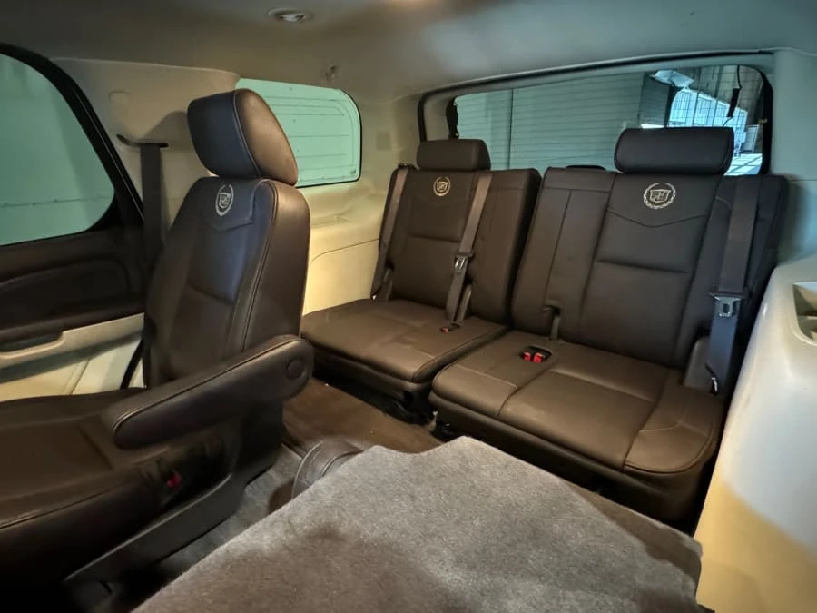 2011 Cadillac Escalade & EXT 3rd Gen - Image 8 of 14