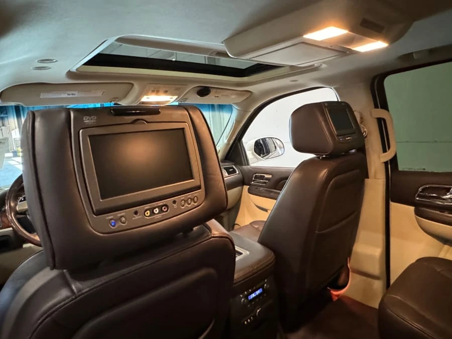 2011 Cadillac Escalade & EXT 3rd Gen - Image 11 of 14
